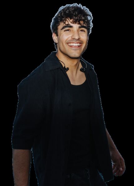 zoe-wees-sophia-myle