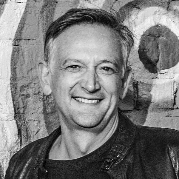 michael-thode-blaues-feuer