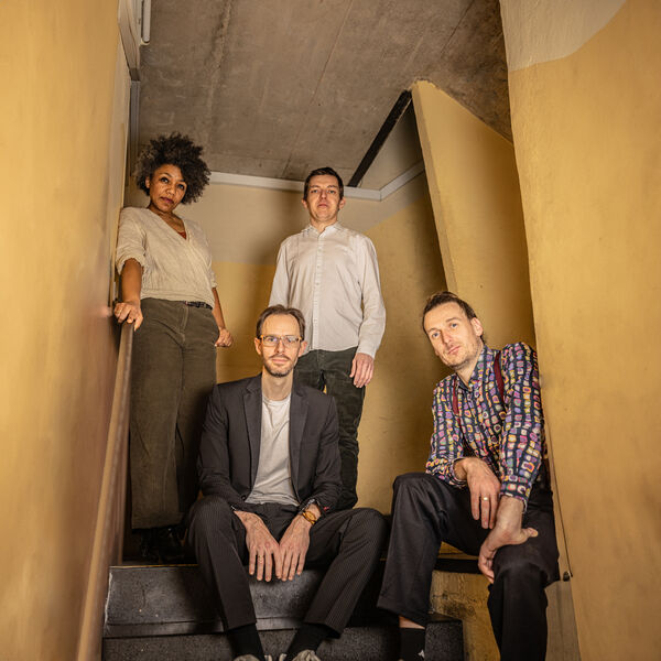 david-helbocks-random-control-trio-feat-fola-dada