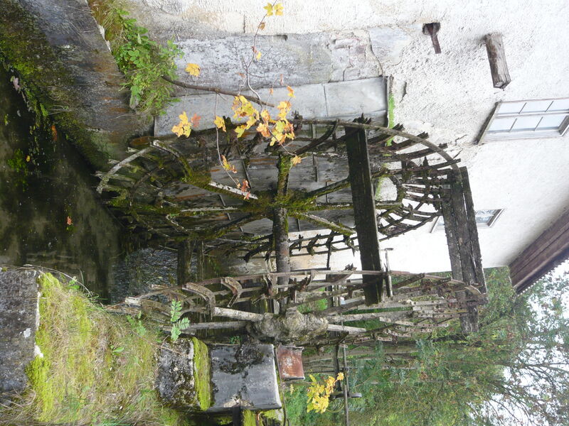 alb-guide-karin-marquard-mader-vom-faulen-eck-zum-hartsfeldtor-muhlen-und-schlosserwanderung-um-ballmertshofendischingen