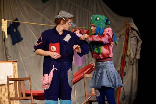 musiktheater-lupe-nie-genug-von-sumsebar