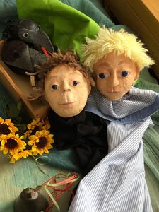 Puppentheater: Kleine Amsel, bist du tot?