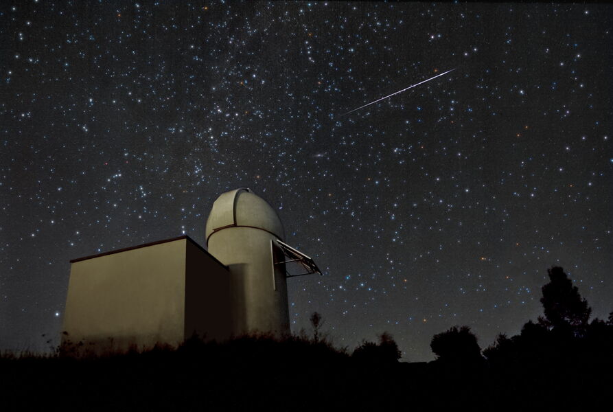 stern-und-planetenbeobachtung-in-der-willi-hull-sternwarte