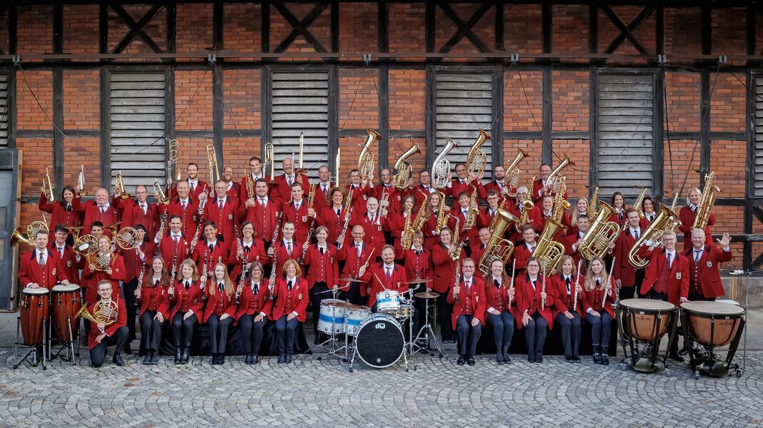 zoe-wees-sophia-myle