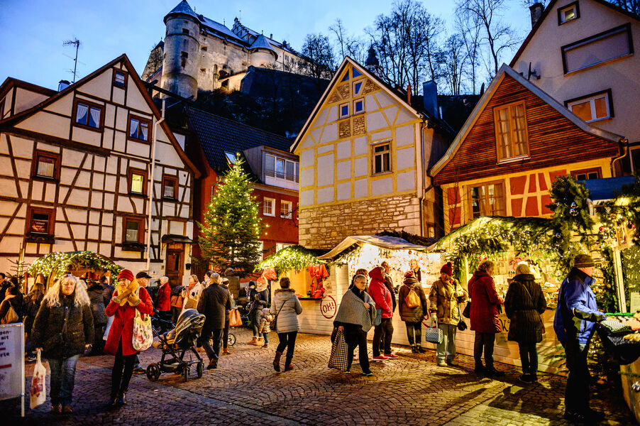 genussvolle-schlemmertour-uber-den-weihnachtsmarkt