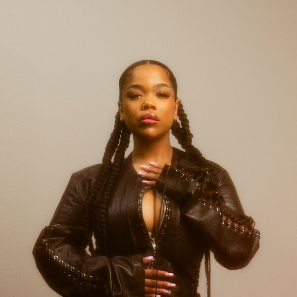 zoe-wees-sophia-myle