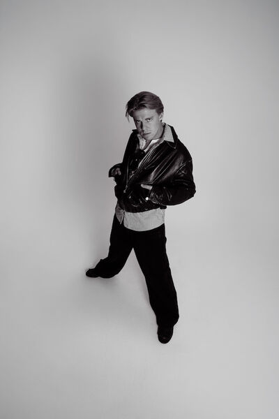 ennio-haifischbecken-tour-2026