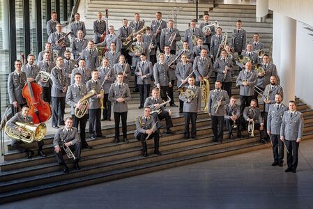 Neujahrskonzert mit dem Heeresmusikkorps Ulm & dem Ulmer Spatzen Chor - Abschlusskonzert der Aktion 100 000